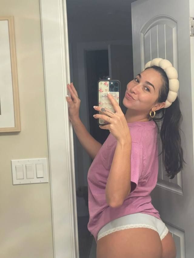 Hot 💦Pretty🥵 Mary 🍑 text my number +1 (213) 564 -7794 I’m down to have fun🍆 - Image 2